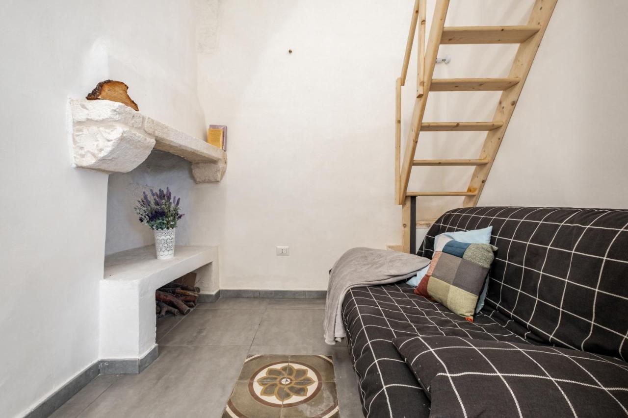 La Casa Nel Vico Pretty Apartment Ostuni Ngoại thất bức ảnh